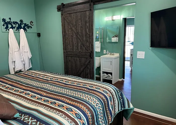 Guest house Windfeather Tucson